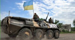 Ukrainian APC with troops breaches Russian border
