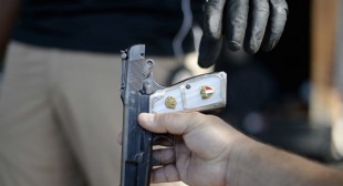 DC ban on carrying handguns is unconstitutional, federal judge says