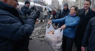Ukraine Falls Victim to US Neocons’ ‘Regime Change’ Experiment