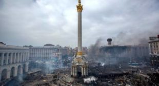 Poroshenko Leading Ukraine to ‘Palace Coup’ by ‘Playing Along With Radicals’