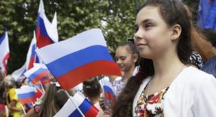 Sanctions or Not, Crimea Wants to Be Part of Bigger World Together With Russia