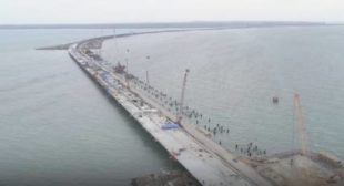 To Crimea on Foot: Another Step Towards Completion of Kerch Strait Bridge