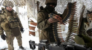 Kiev hails US & Canada for greenlighting lethal arms supplies that could kill Ukraine peace process