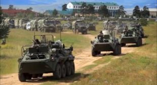 300k troops & thousands of war machines: Russia starts biggest military drill in decades (VIDEO)